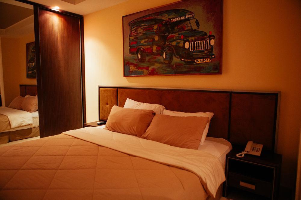 Frankie'S Foods And Rooms Accra Kültér fotó