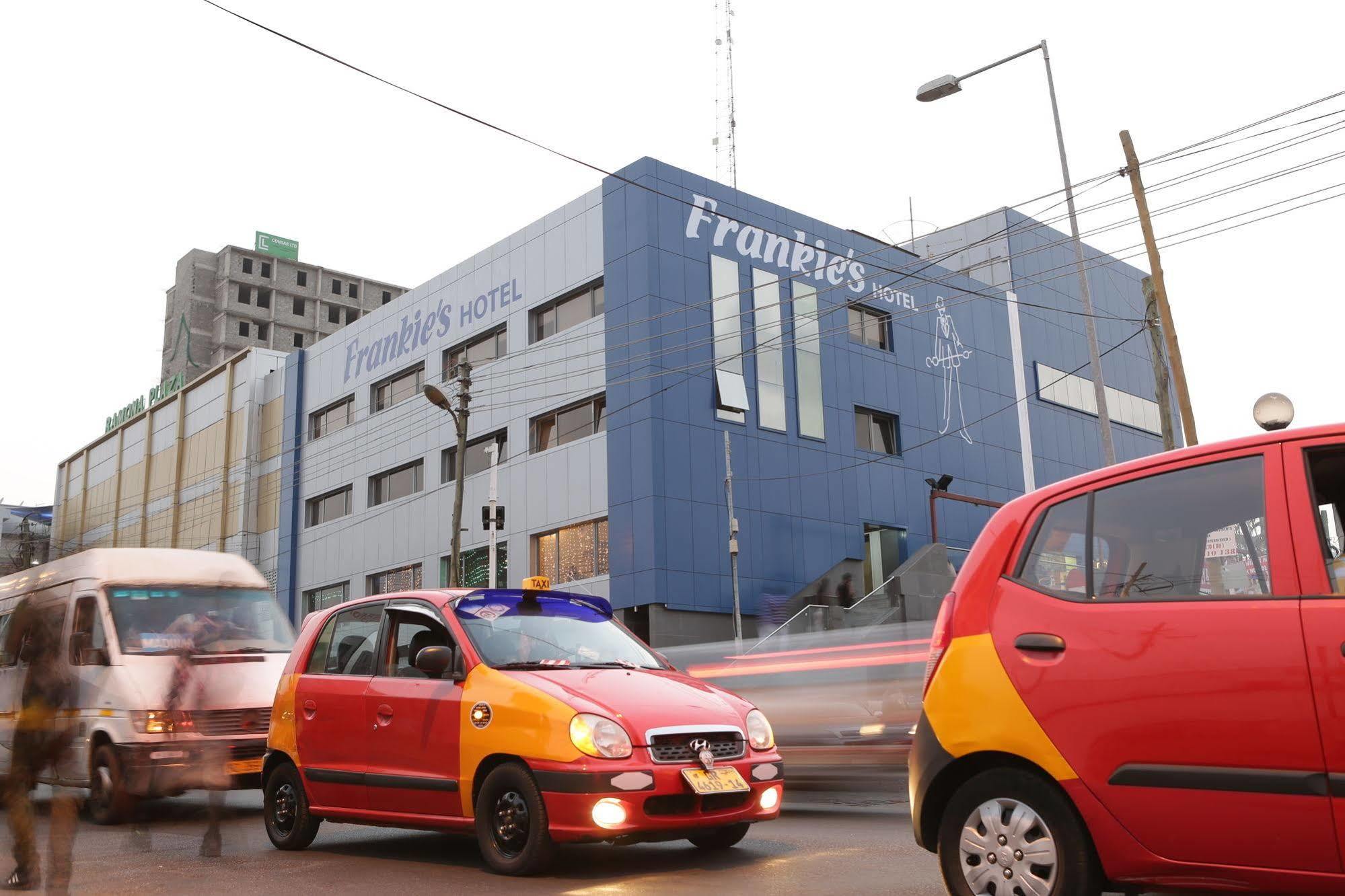 Frankie'S Foods And Rooms Accra Kültér fotó